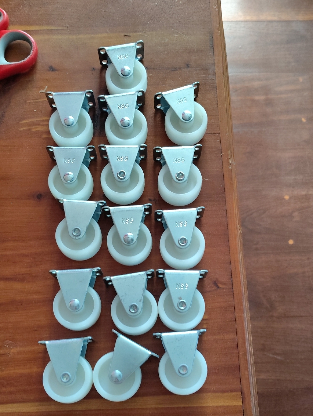 Set of 16 White Nylon Casters New